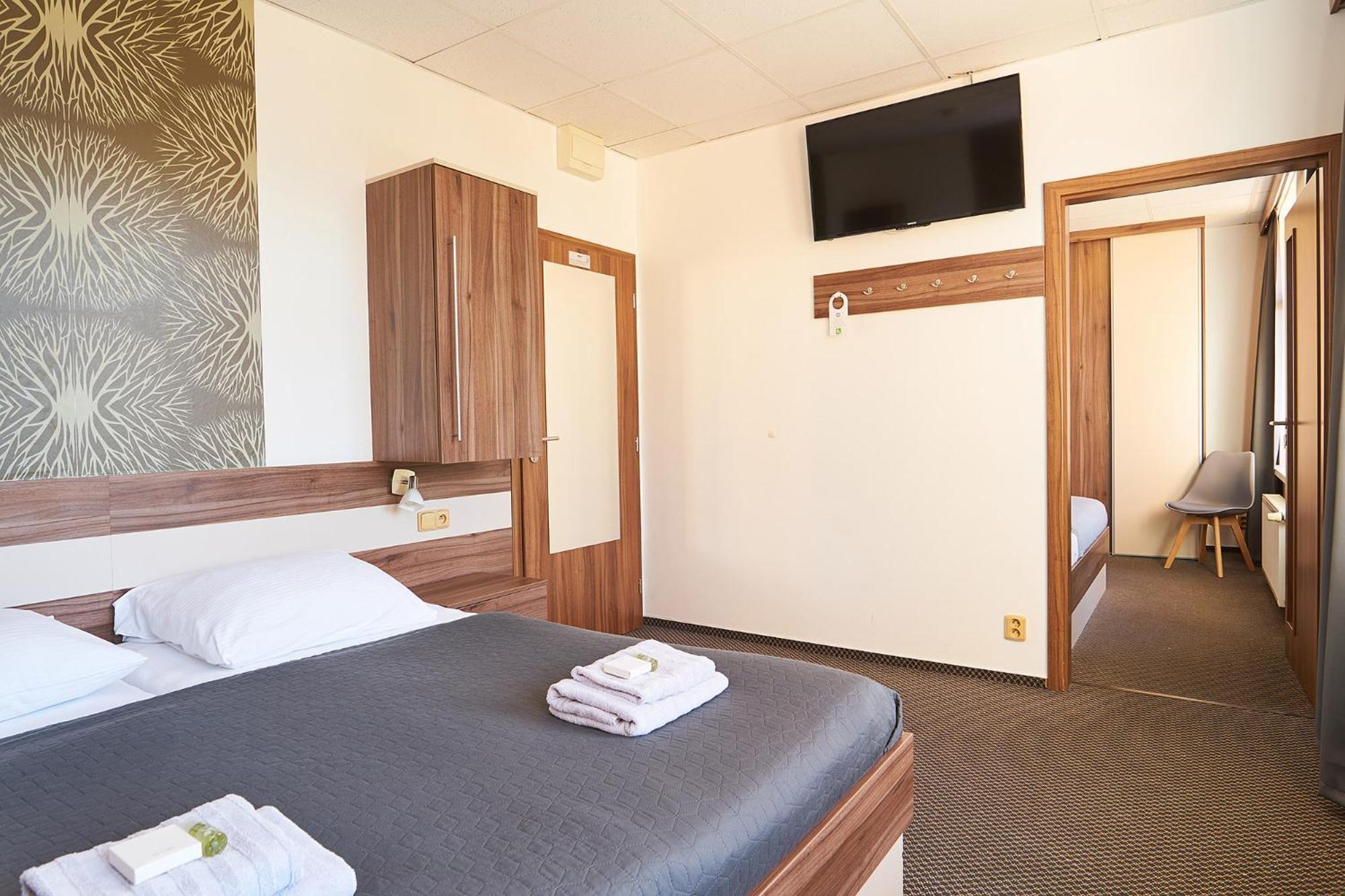 Wellness Hotel Kocanda Decin Eksteriør billede